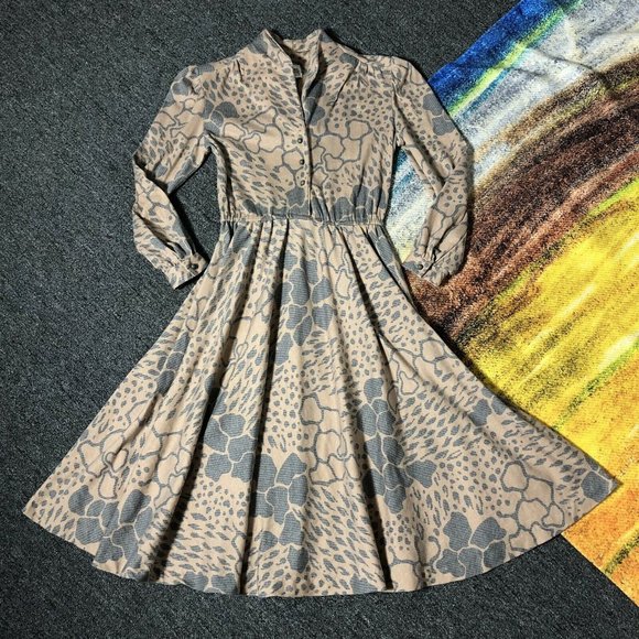 Vintage Dresses & Skirts - Vintage 70s Animal Print Knit Day Dress